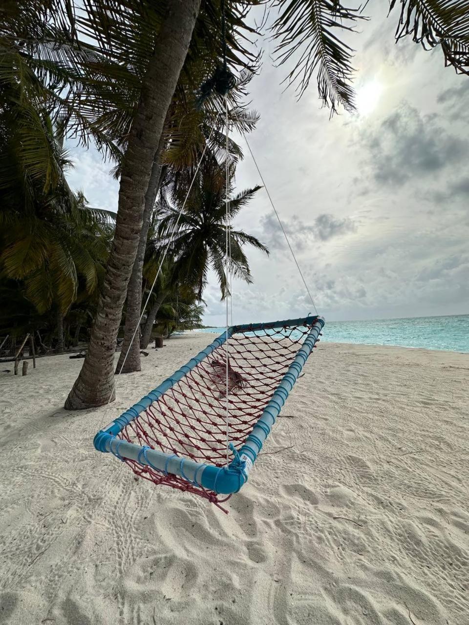 Kendhoo holidays