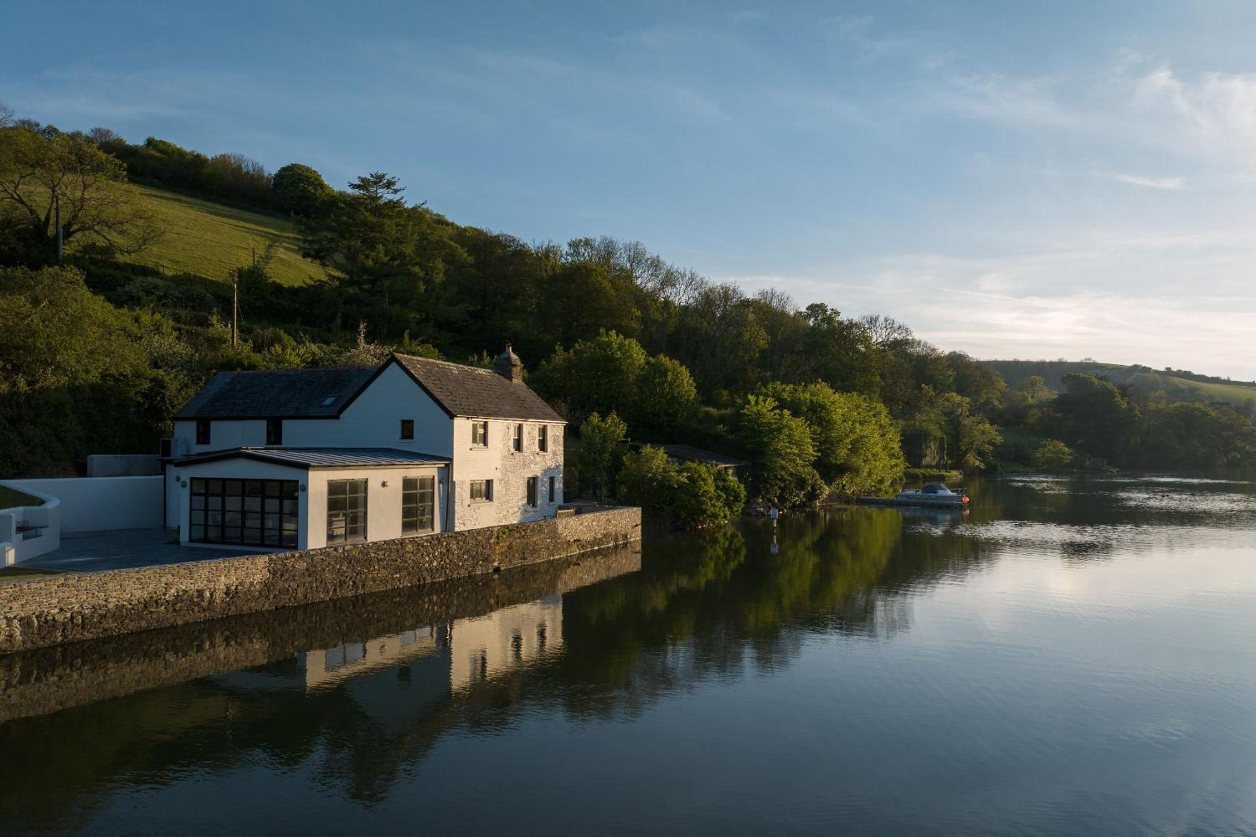Waterhead Cottage