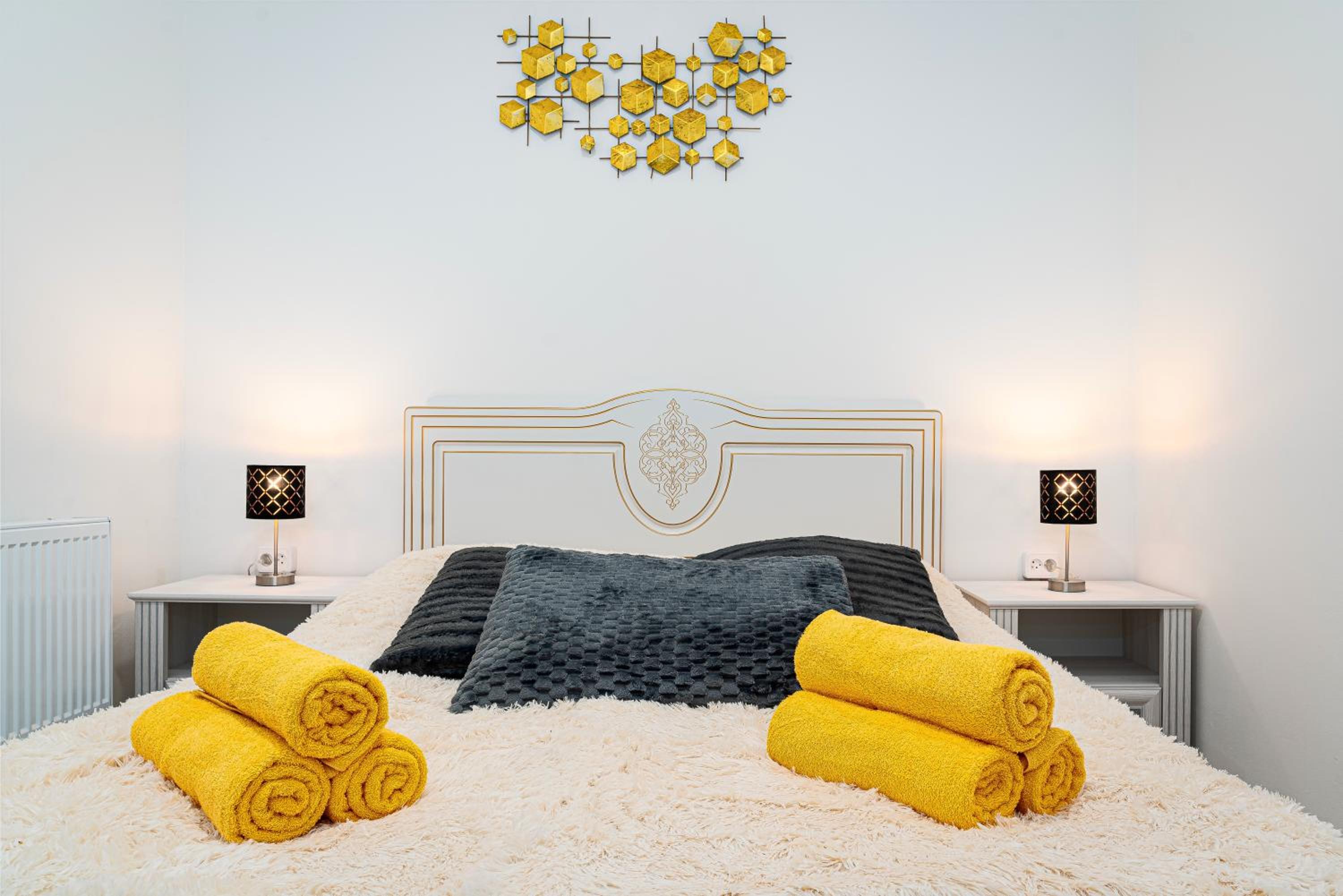 Golden Lion Suite
