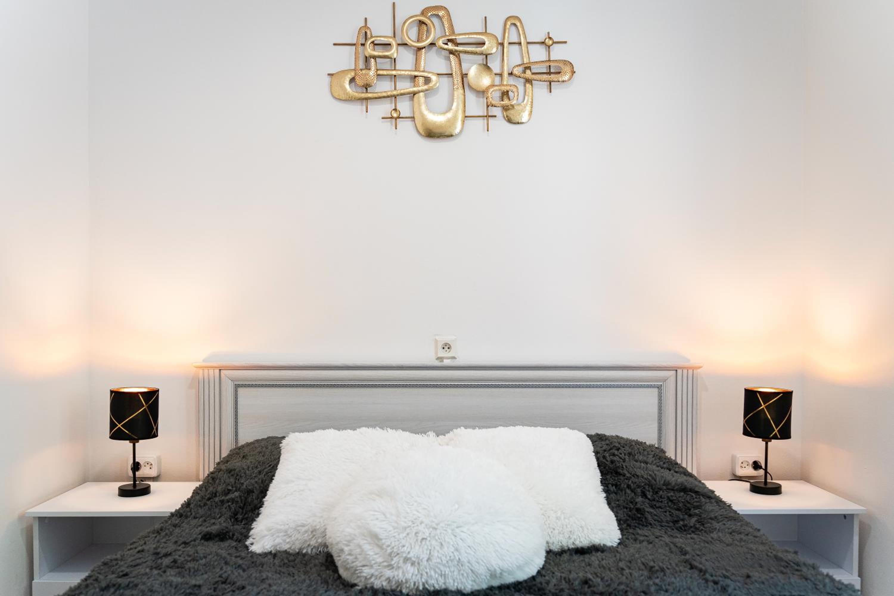 Golden Lion Suite