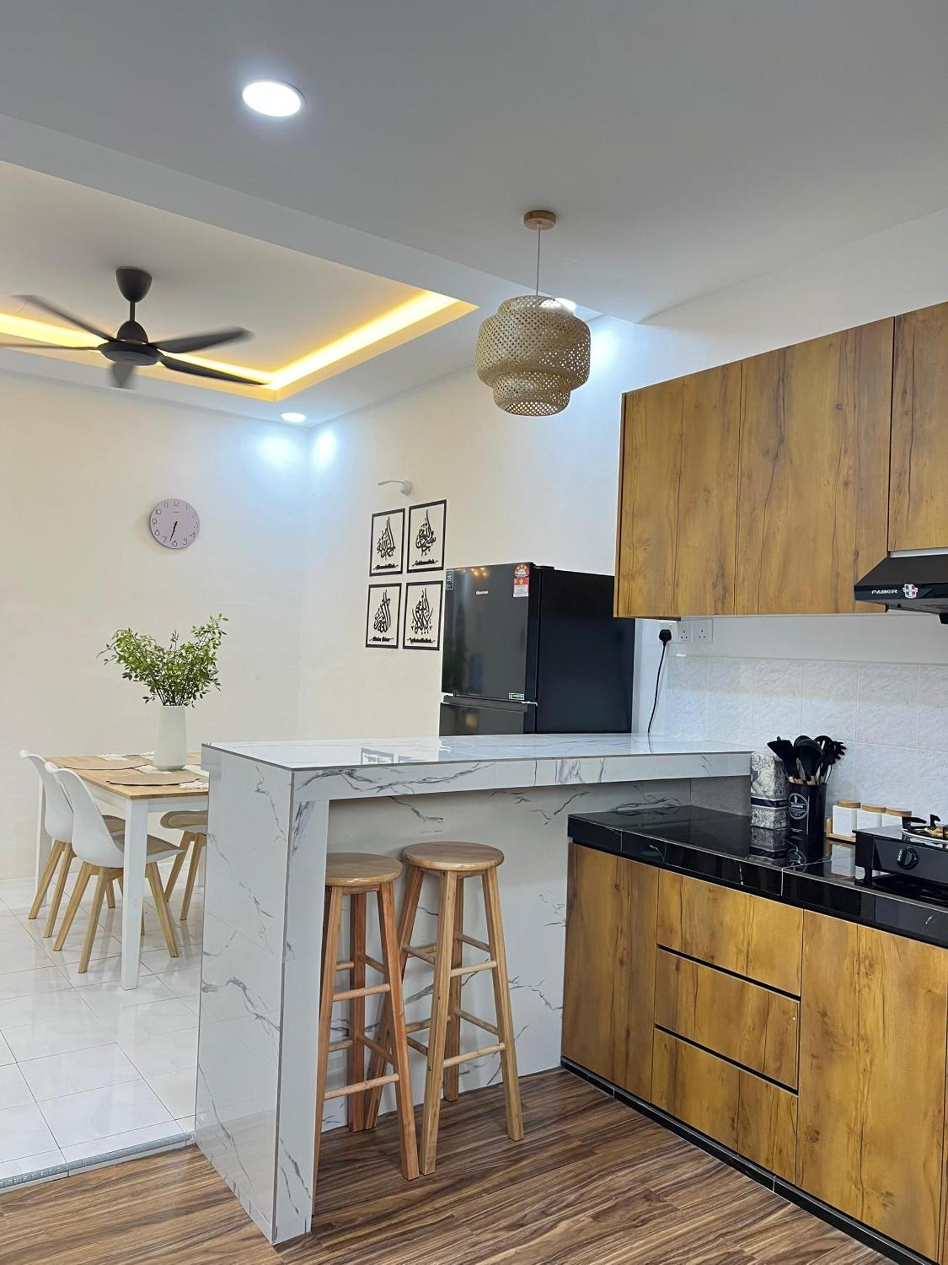 Ayaani Homestay