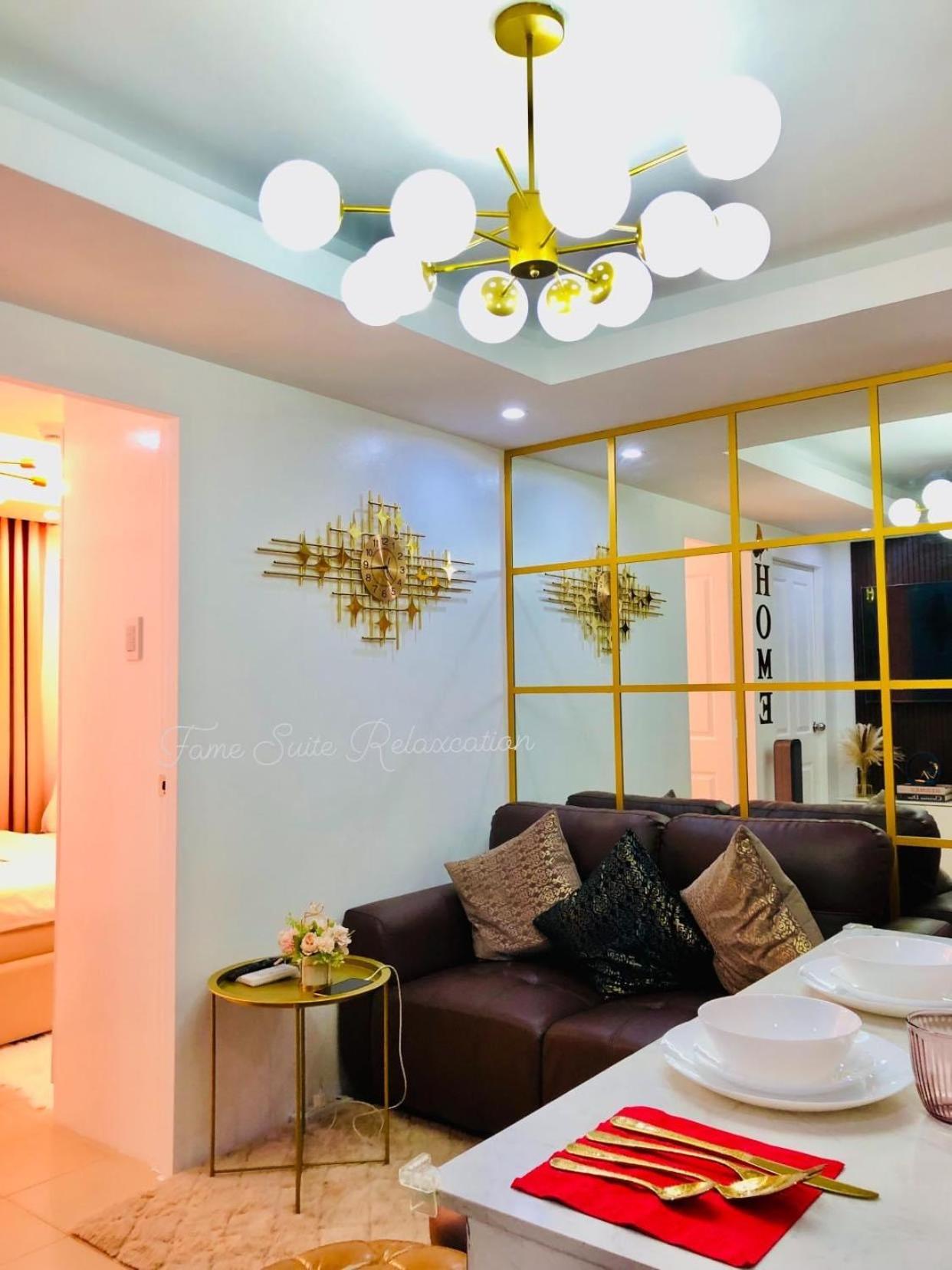Stylish 2BR Condo Fame Suite Relaxcation view 3
