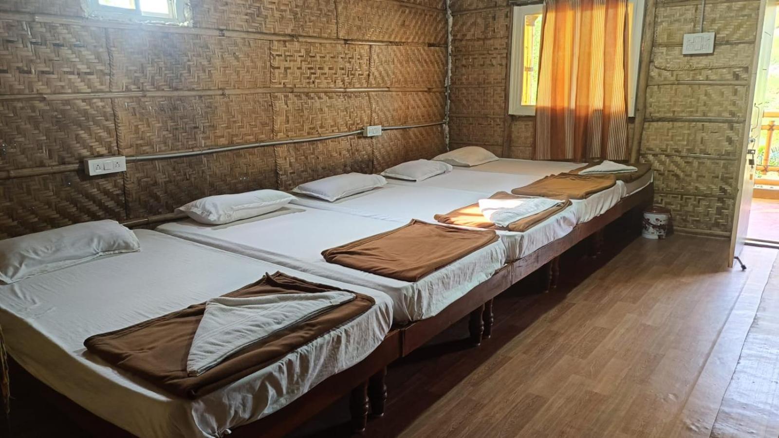 Goutham Guest House And Restaurant Hampi view 5