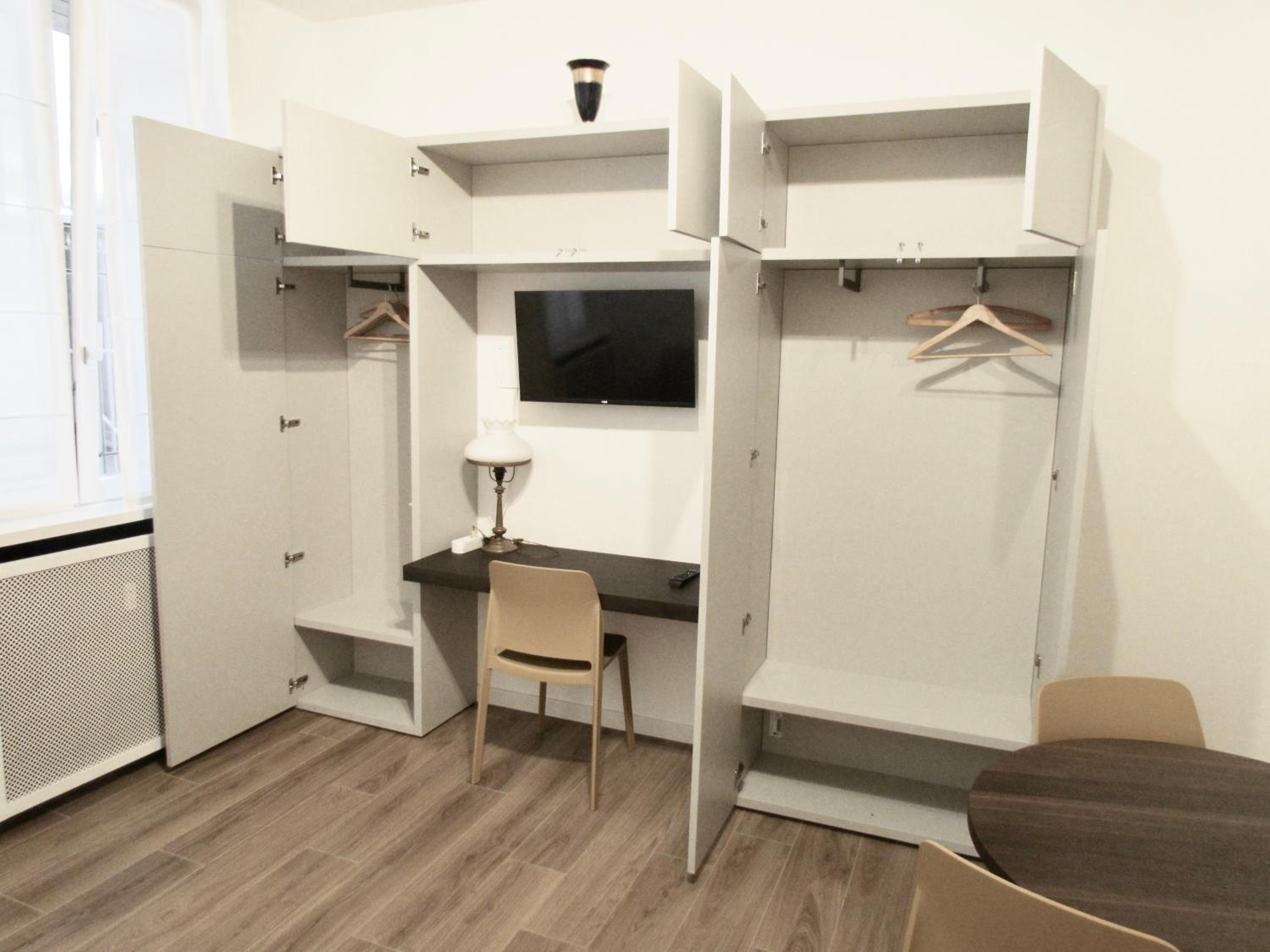 hotel room