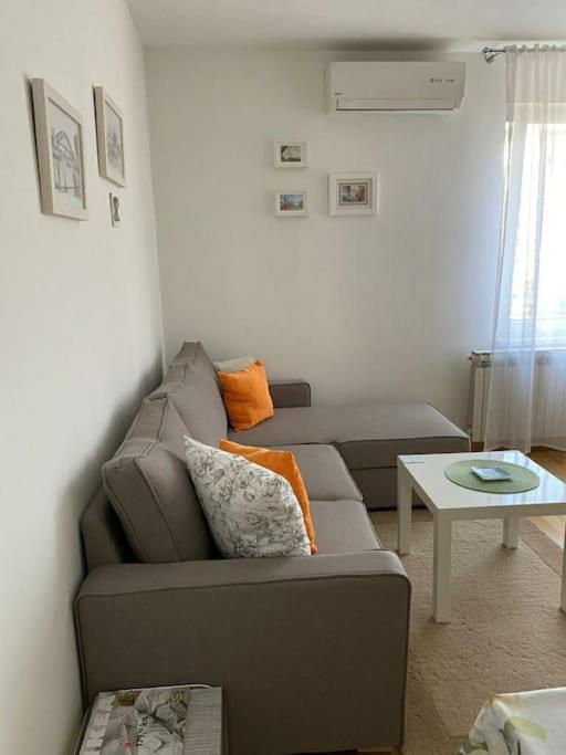 Apartment Lomea NADA
