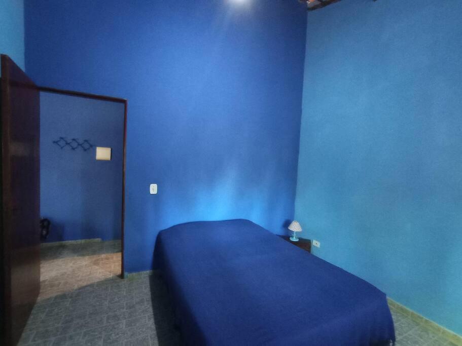 Tahoma Chale Rustico côr Café e vermelho Prumirim Paraiso