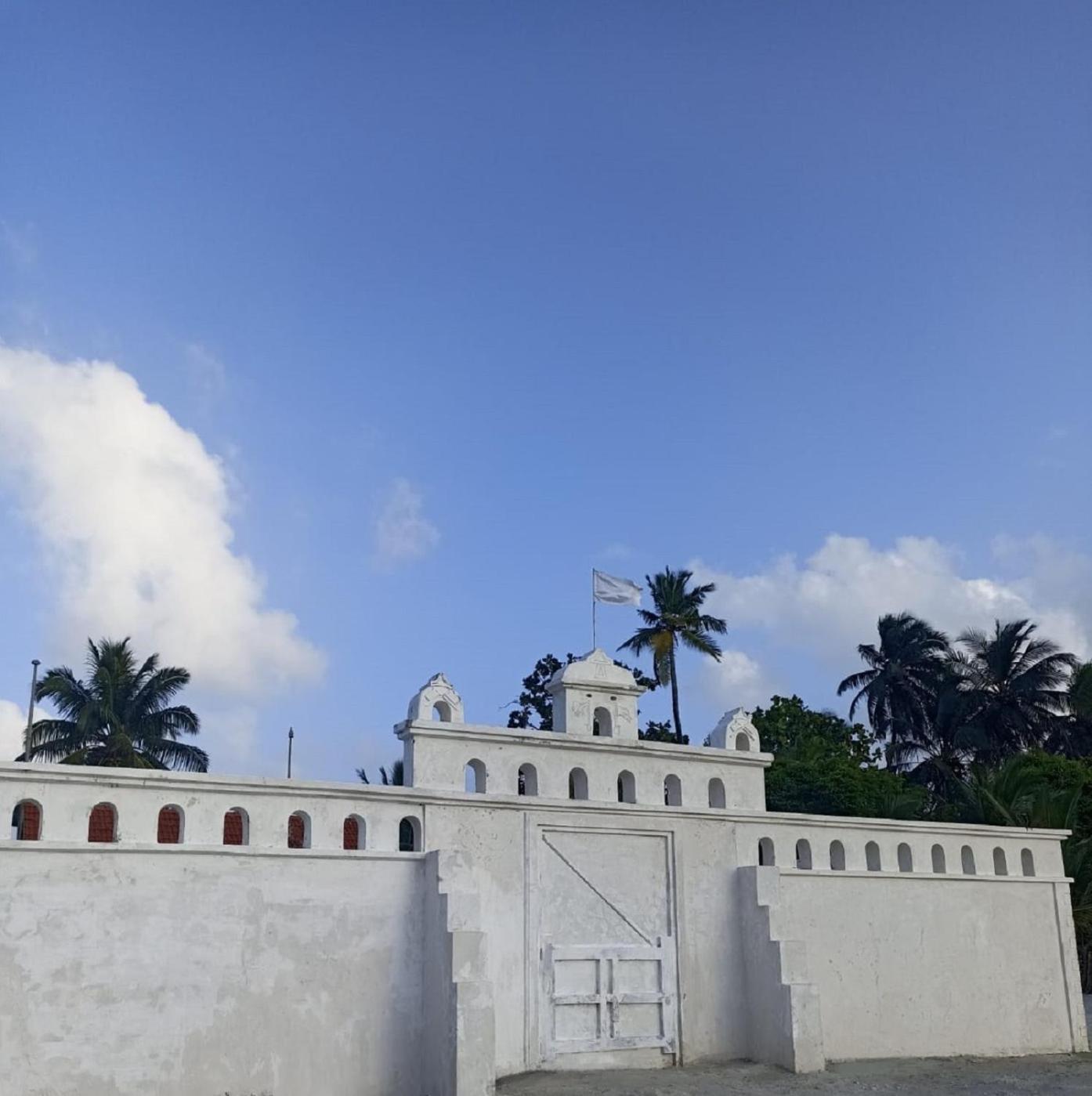 Kendhoo holidays