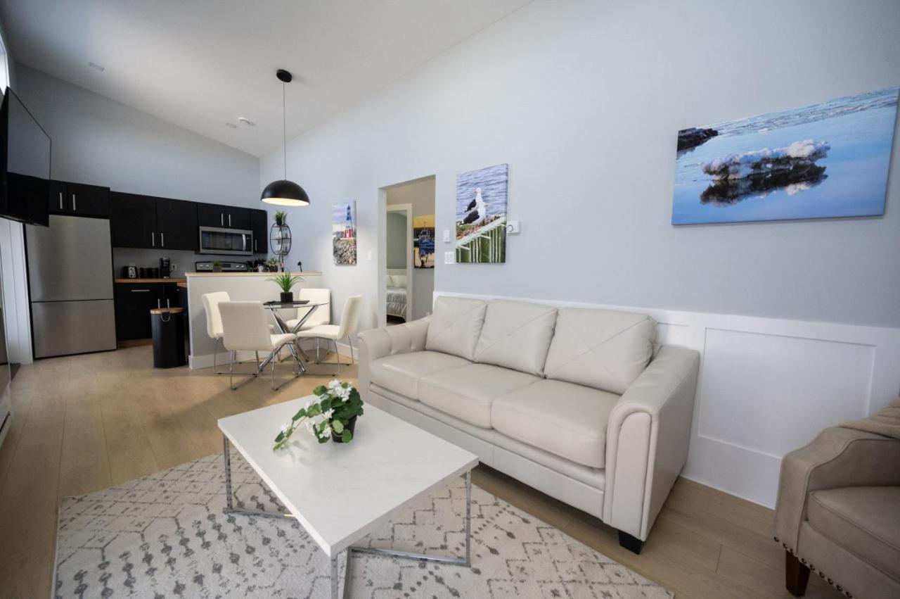 The Dockside Suite
