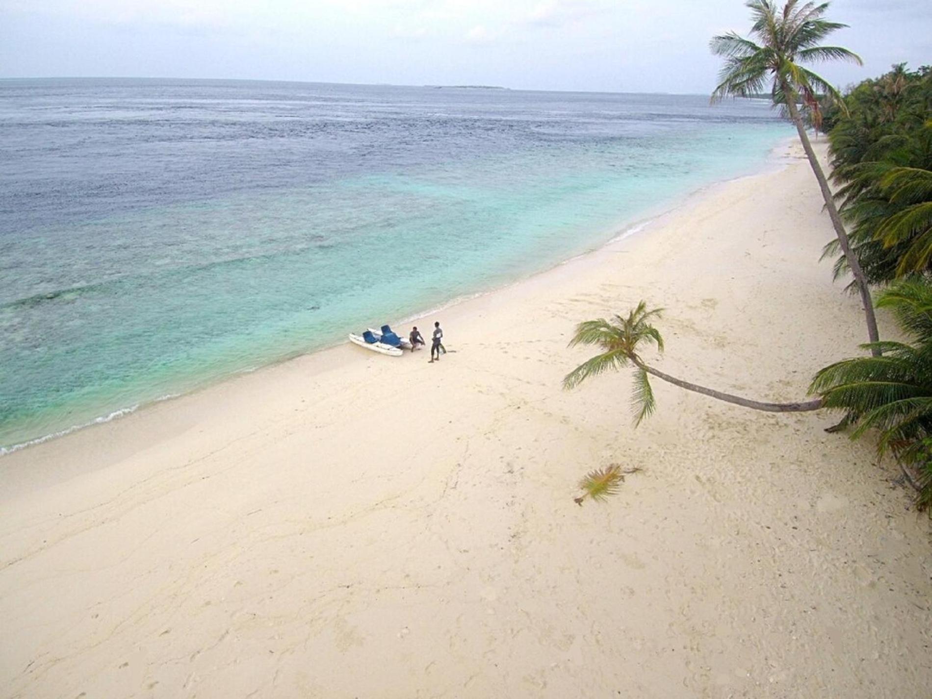 Kendhoo holidays