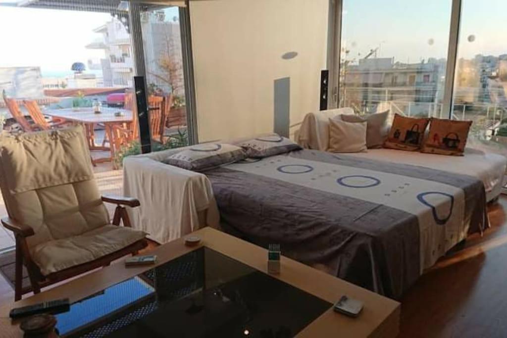 Top roof luxury studio near metro!
