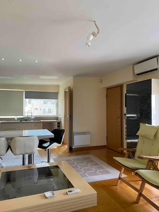 Top roof luxury studio near metro!