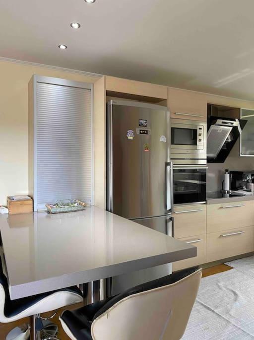 Top roof luxury studio near metro!