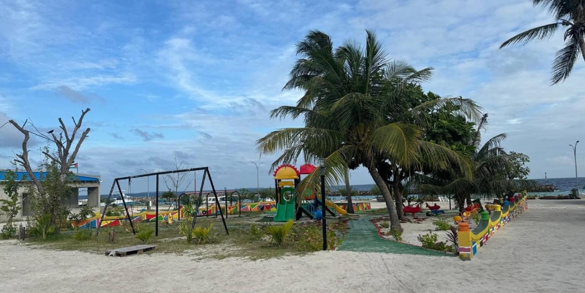 Kendhoo holidays