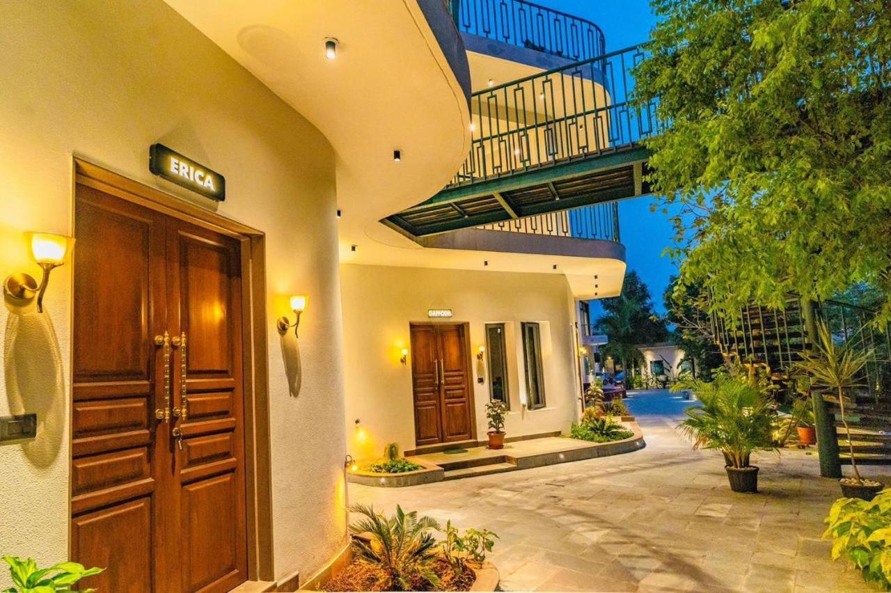 Mahogany Mansion