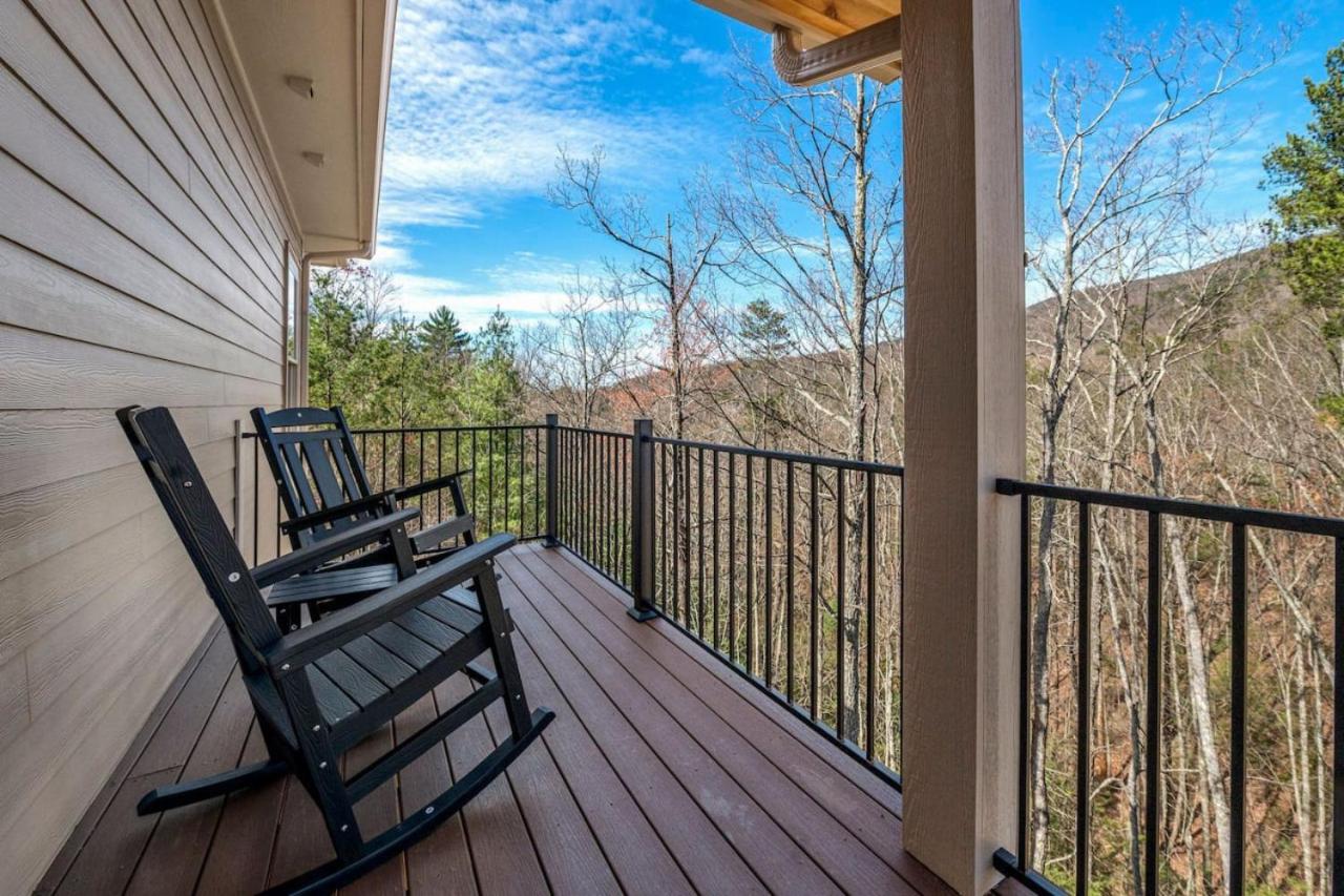 Skips Mountain Retreat view 3