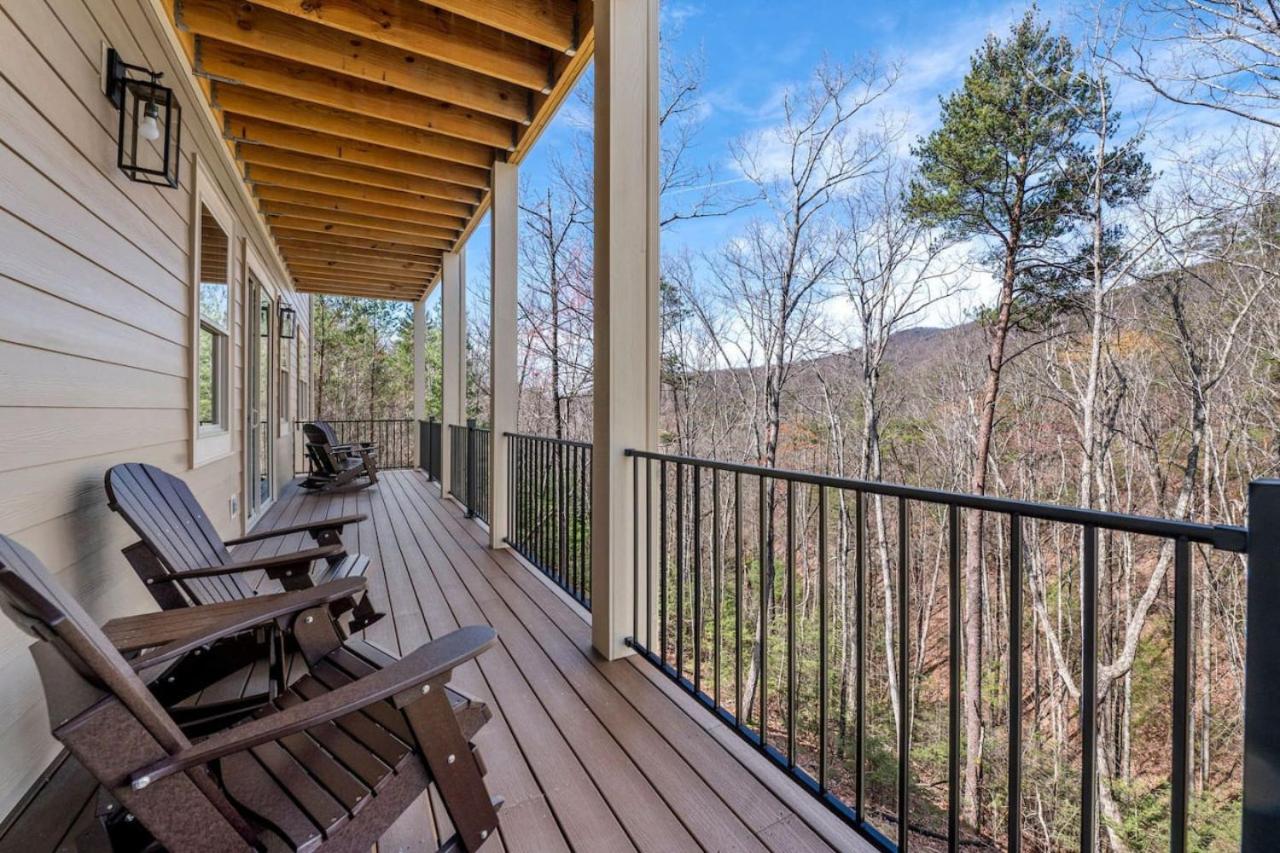 Skips Mountain Retreat view 5