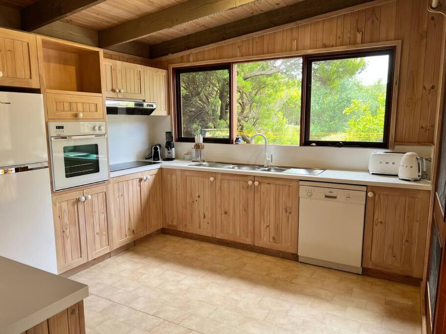 Blairgowrie Back Beach Bungalow