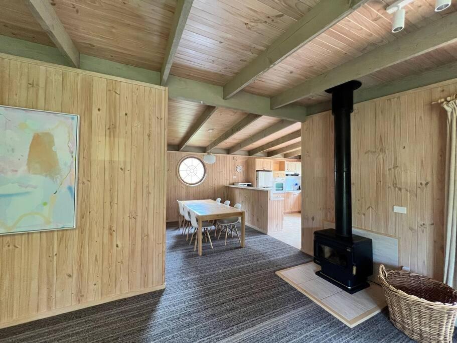 Blairgowrie Back Beach Bungalow