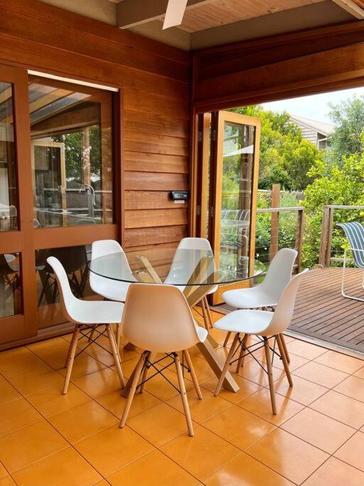 Blairgowrie Back Beach Bungalow