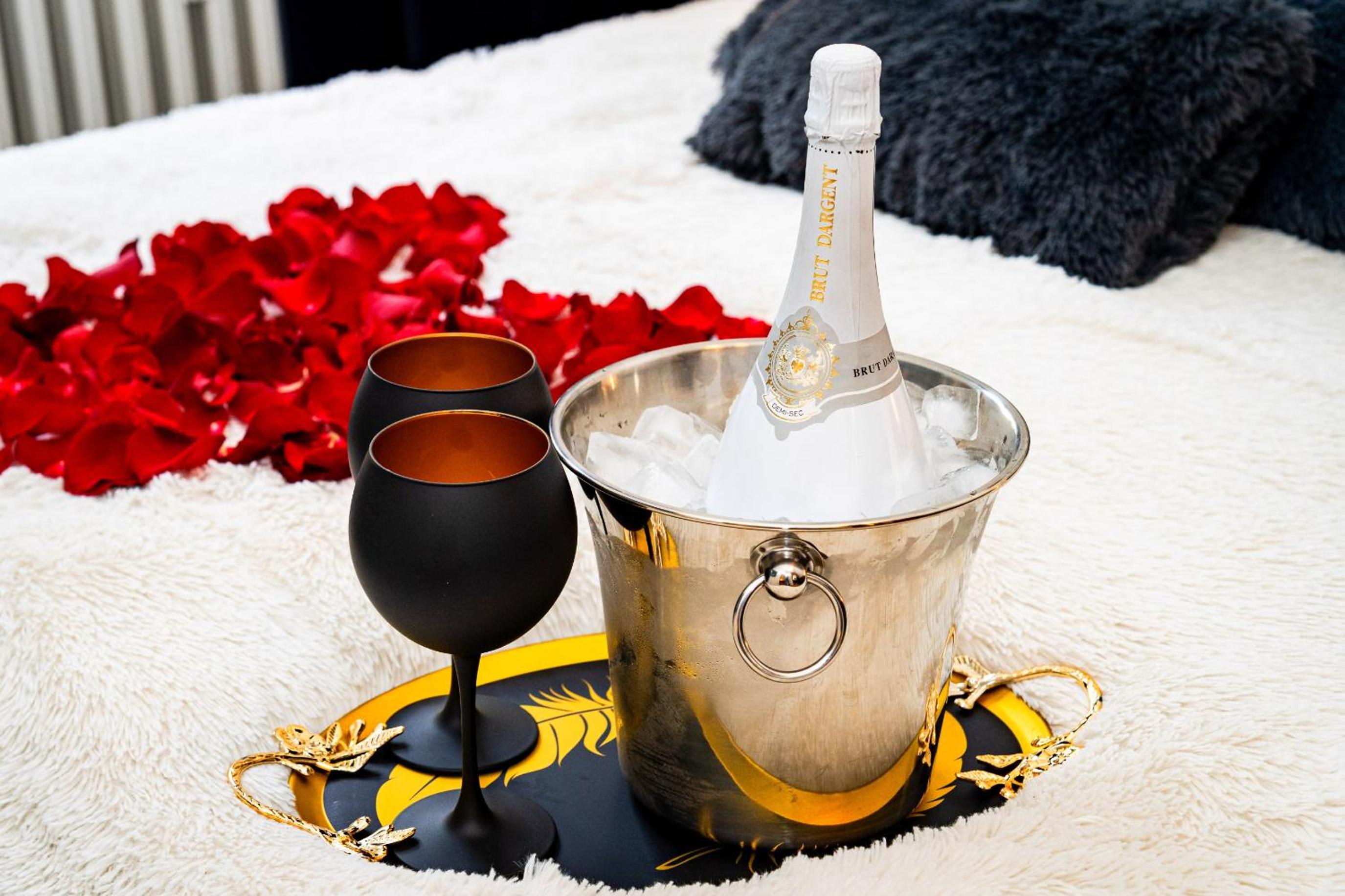 Black Diamond Suite