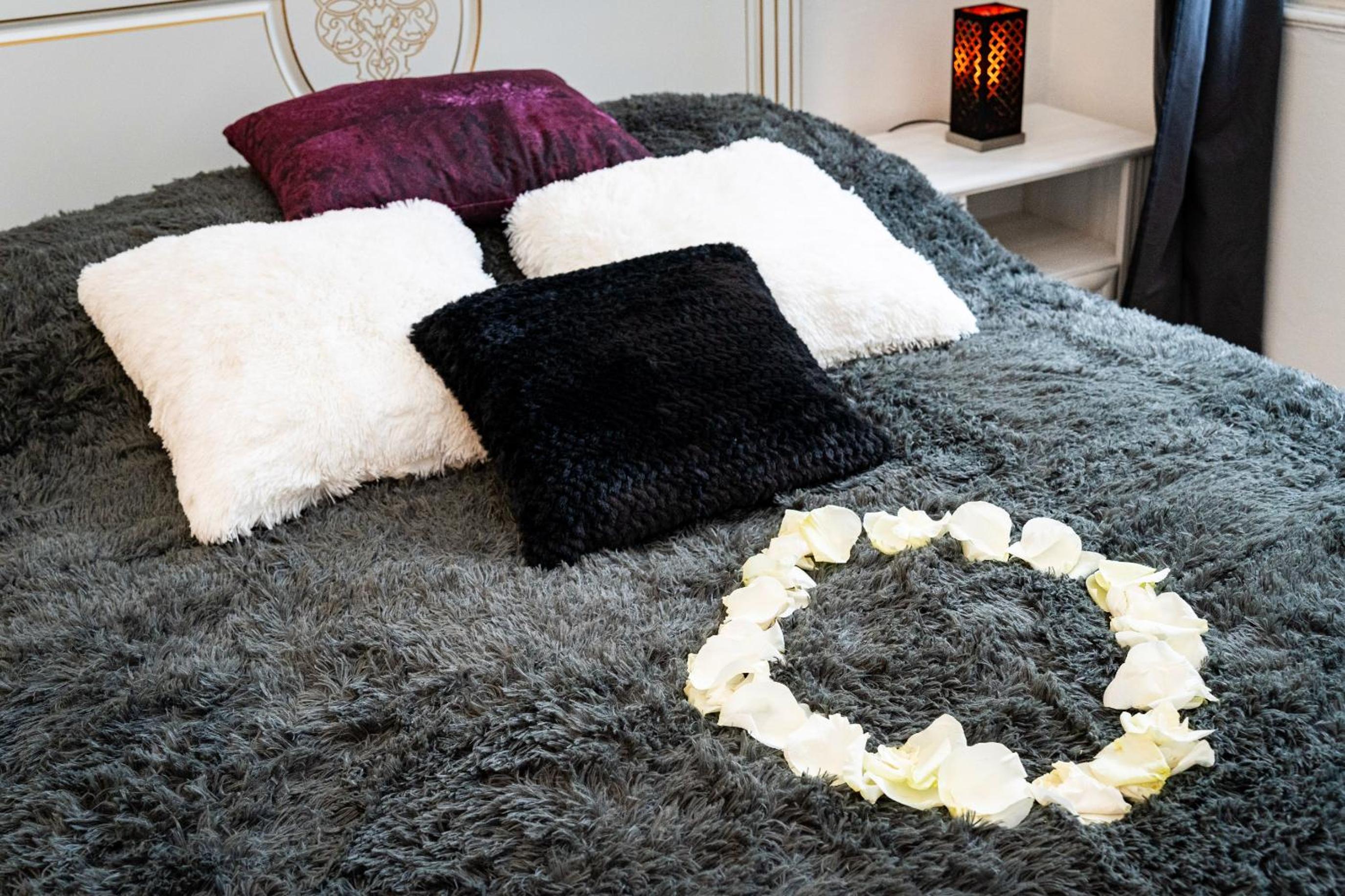 Black Diamond Suite