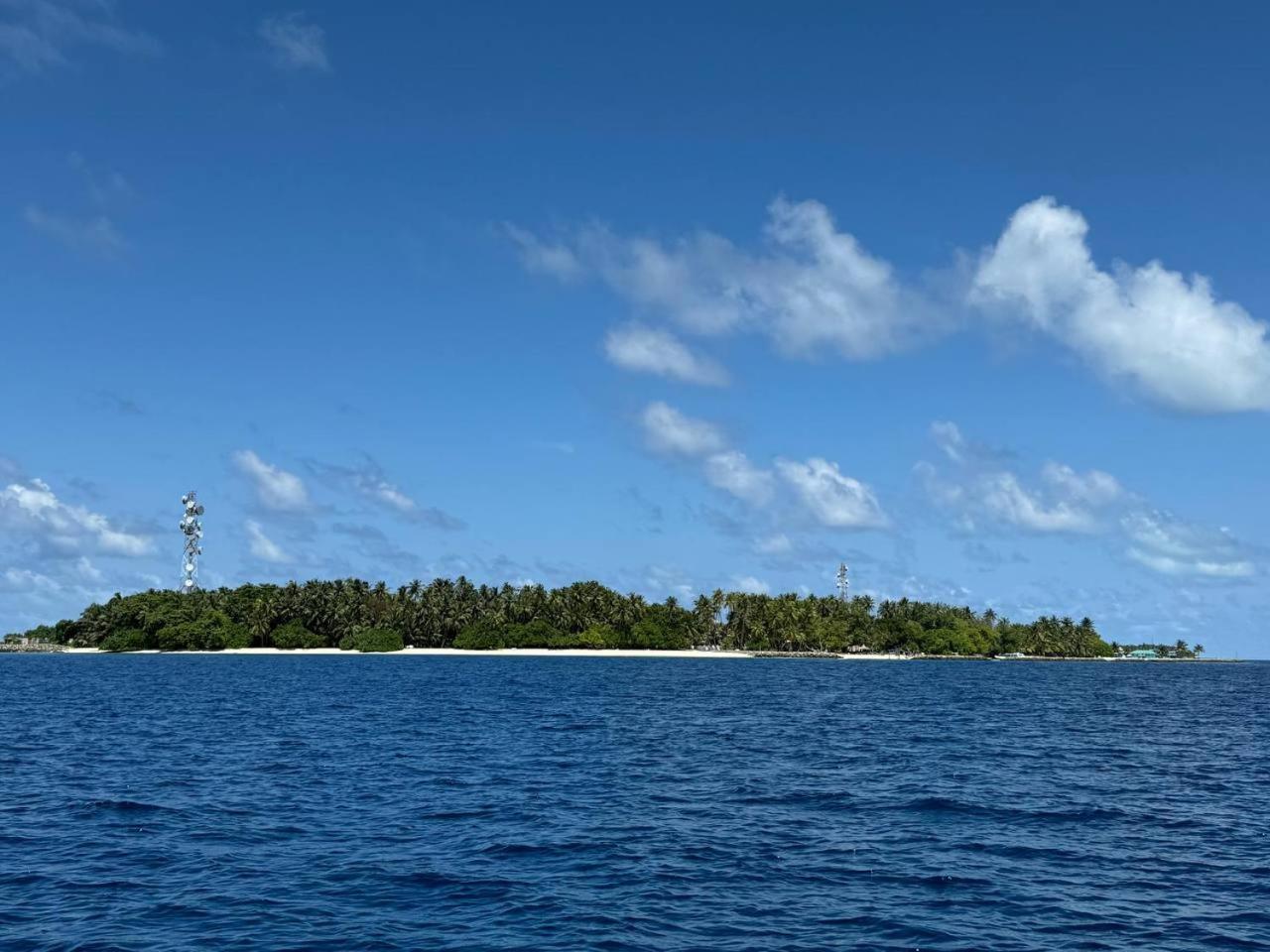 Kendhoo holidays