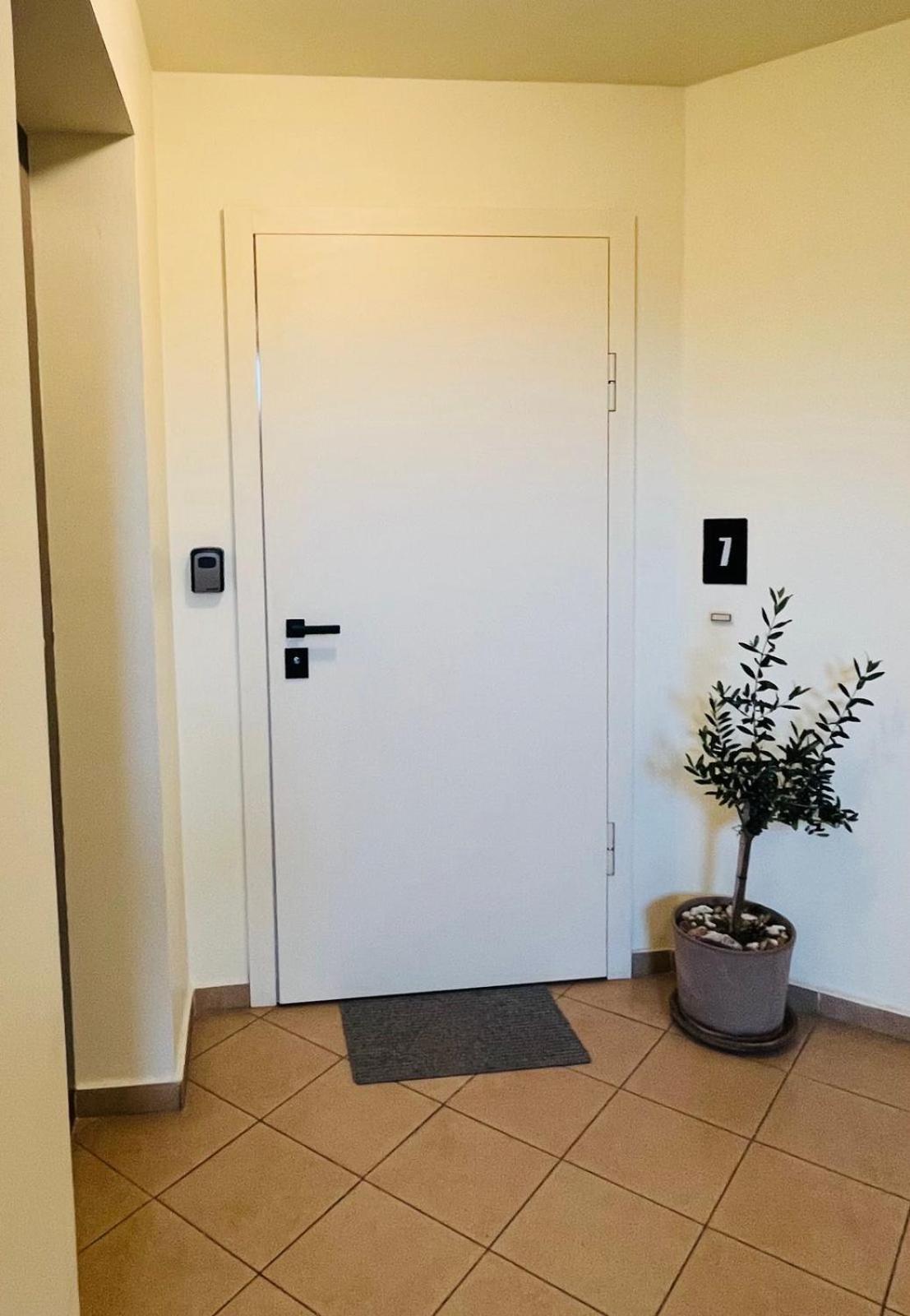 FREESIA apartment with underground parking