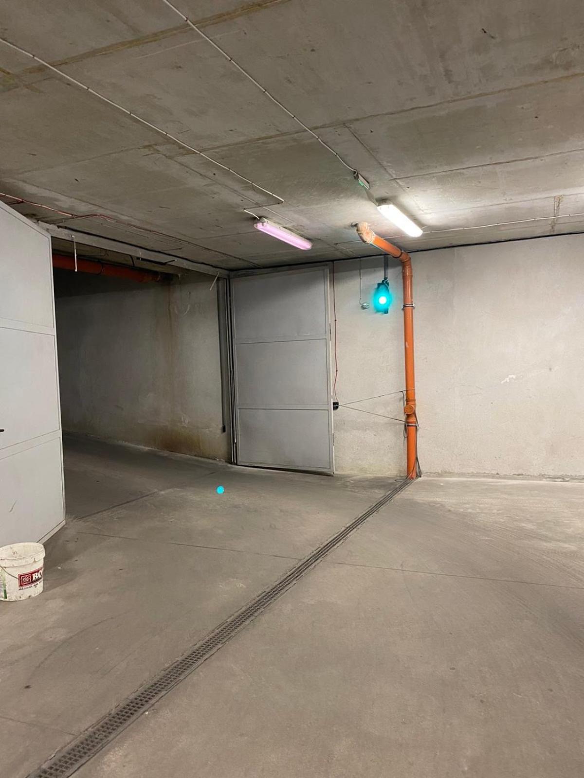 FREESIA apartment with underground parking