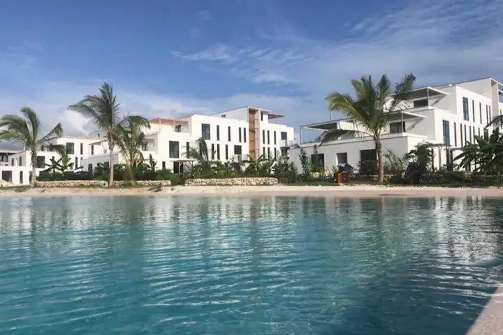 In-Africa, Comfy 1BD with Pool, Free WIFI and Beach Access in Zanzibar view 2
