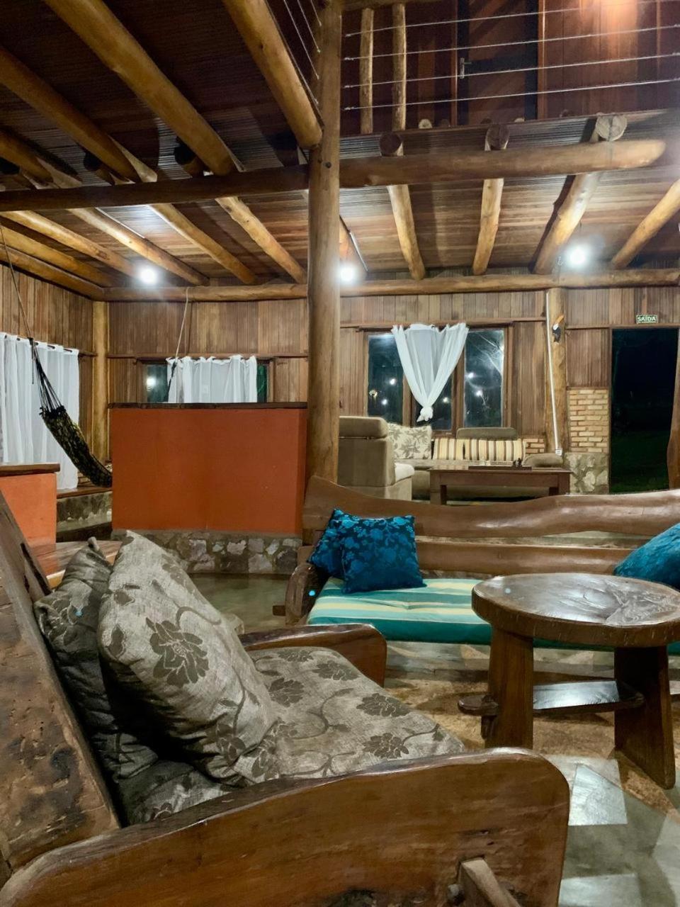 Hostel Chápada Dos Veadeiros