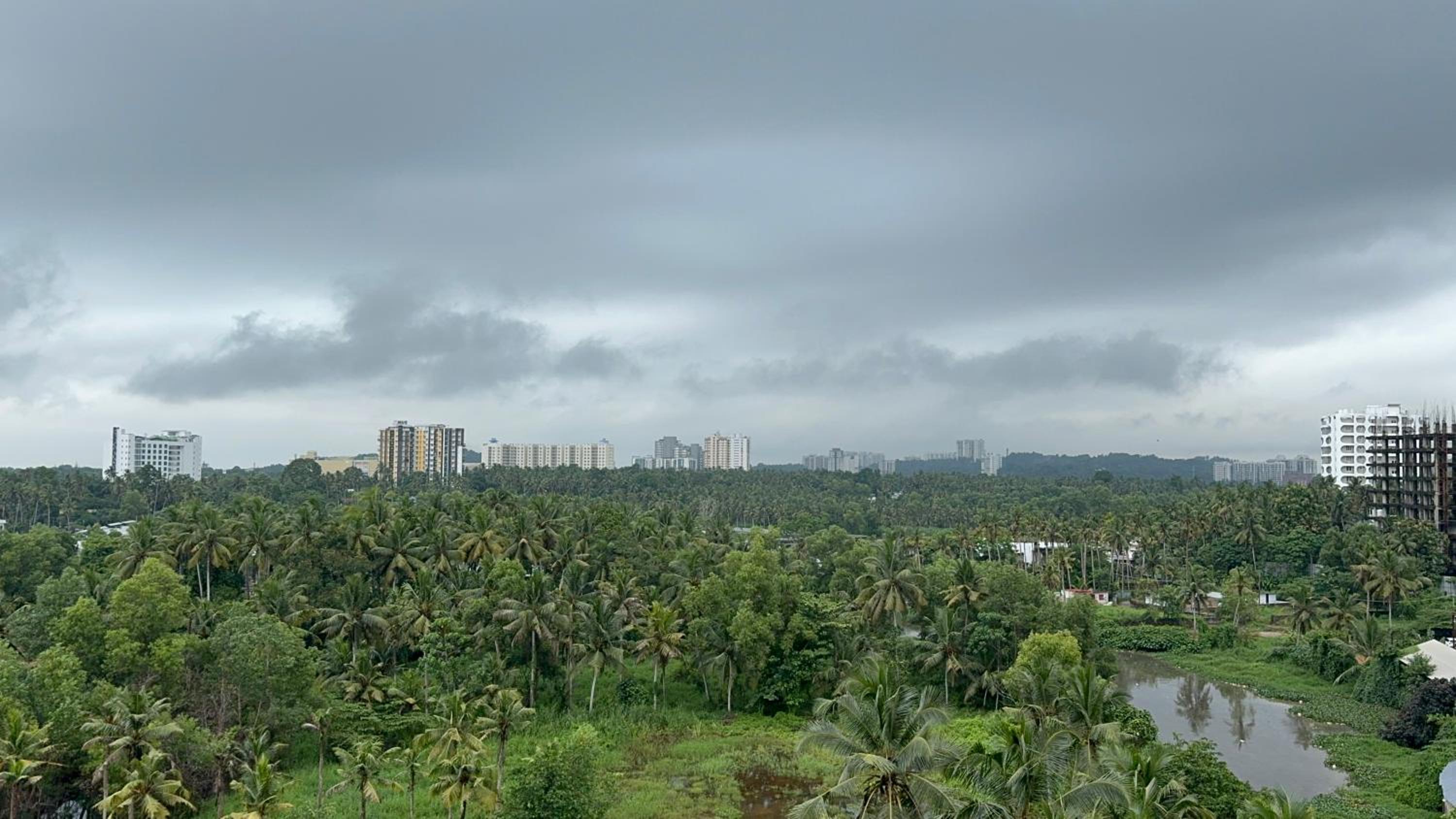 Aami dhivahi guest house 02 view 5