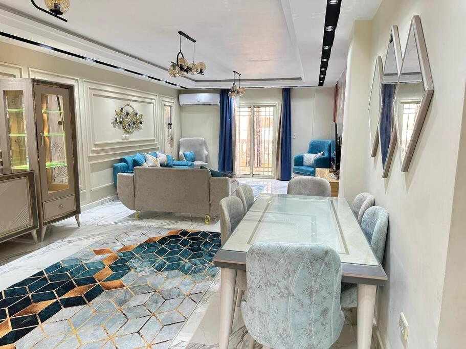 New Apartment in Pyramids Gardens Area of Cairo