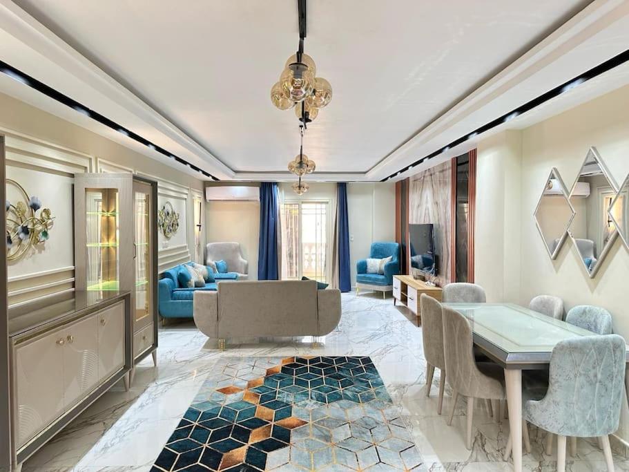 New Apartment in Pyramids Gardens Area of Cairo