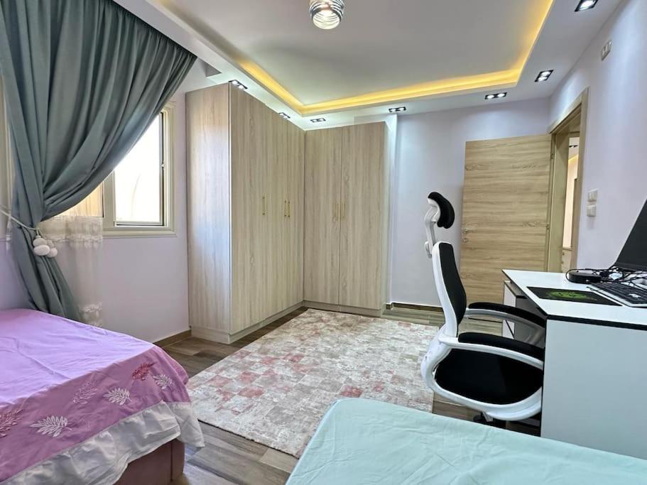 New Apartment in Pyramids Gardens Area of Cairo