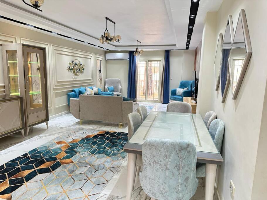 New Apartment in Pyramids Gardens Area of Cairo