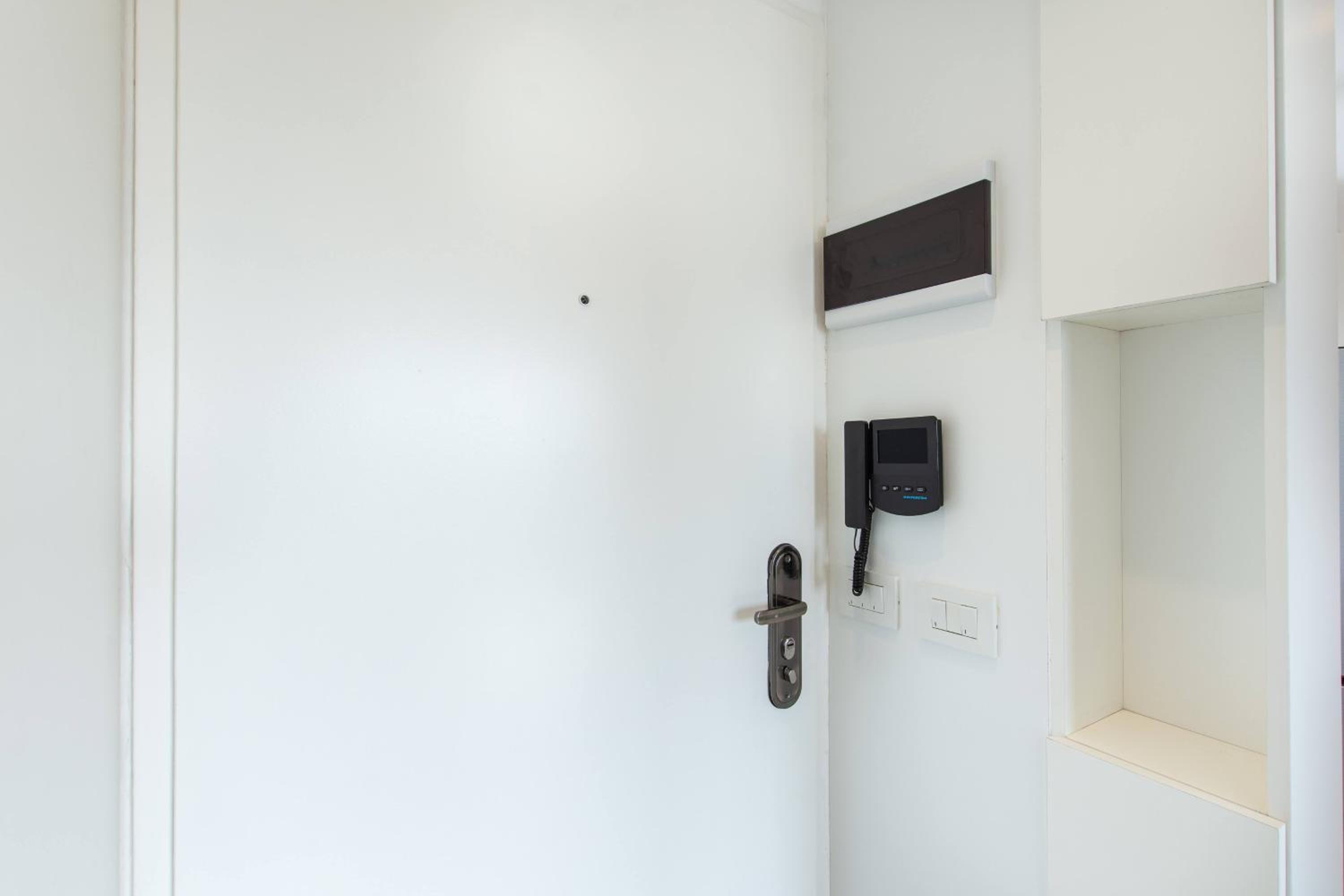 Alójate 38- Departamento, luminoso, excelente ubicacion! Zona Hospital Español