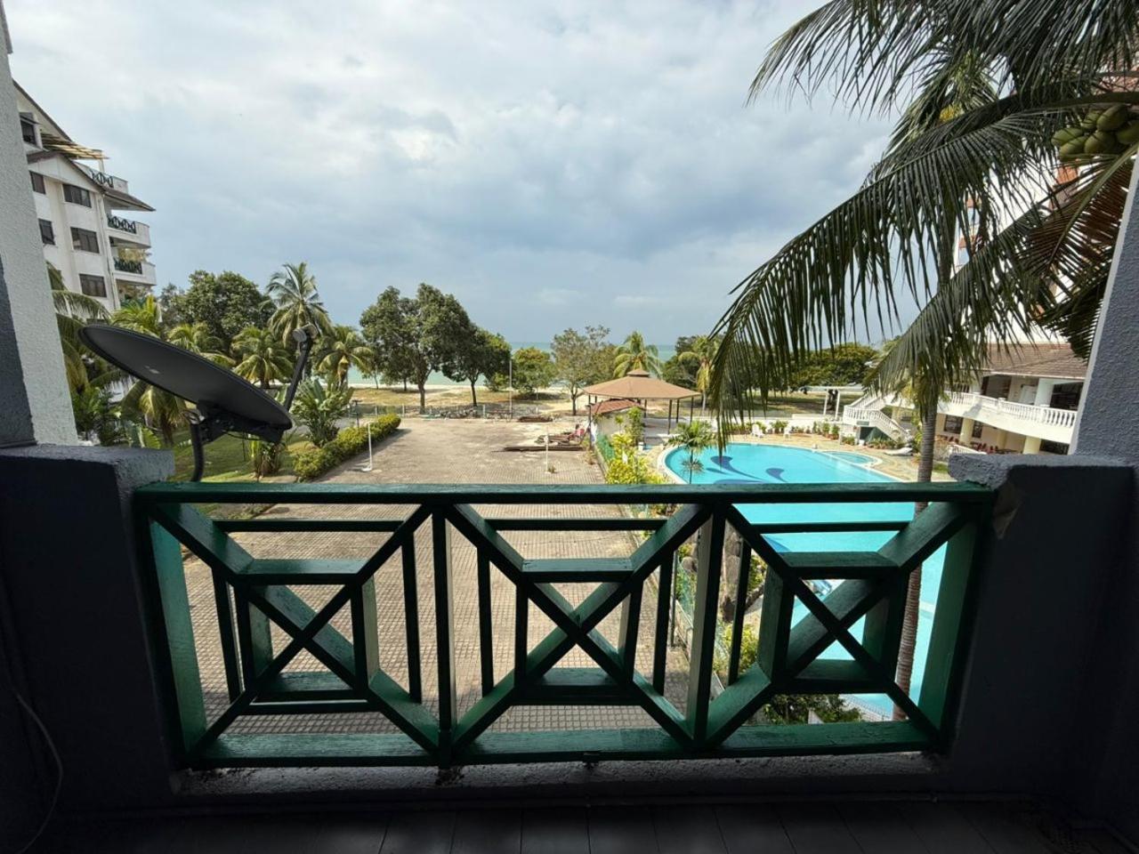 Bayu Beach Resort Port Dickson Santai PD Homestay 2 Bedroom Apartment photo 3