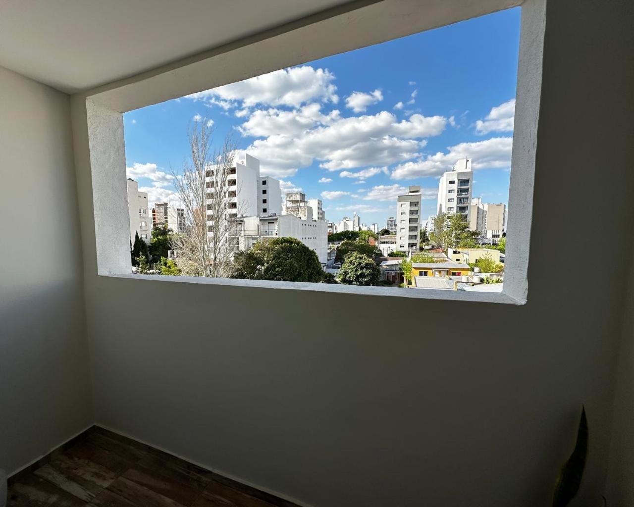 TEMPO Departamento impecable La Plata Céntrico Plaza Belgrano y cerca ESTADIO UNICO Estacionamiento propio