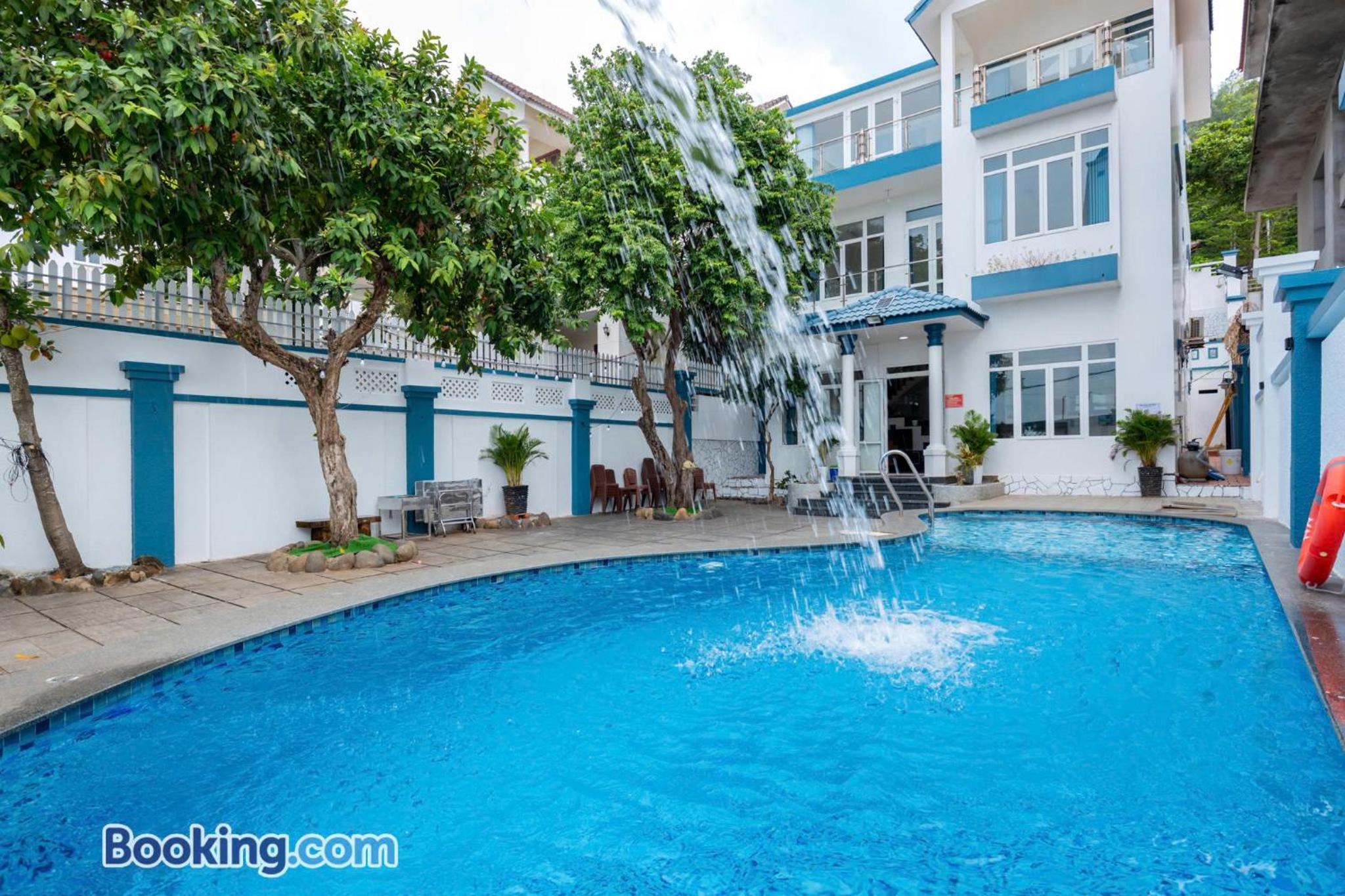 Villa Hồ Bơi TRẦN PHÚ View Biển Thoáng Mát view 2