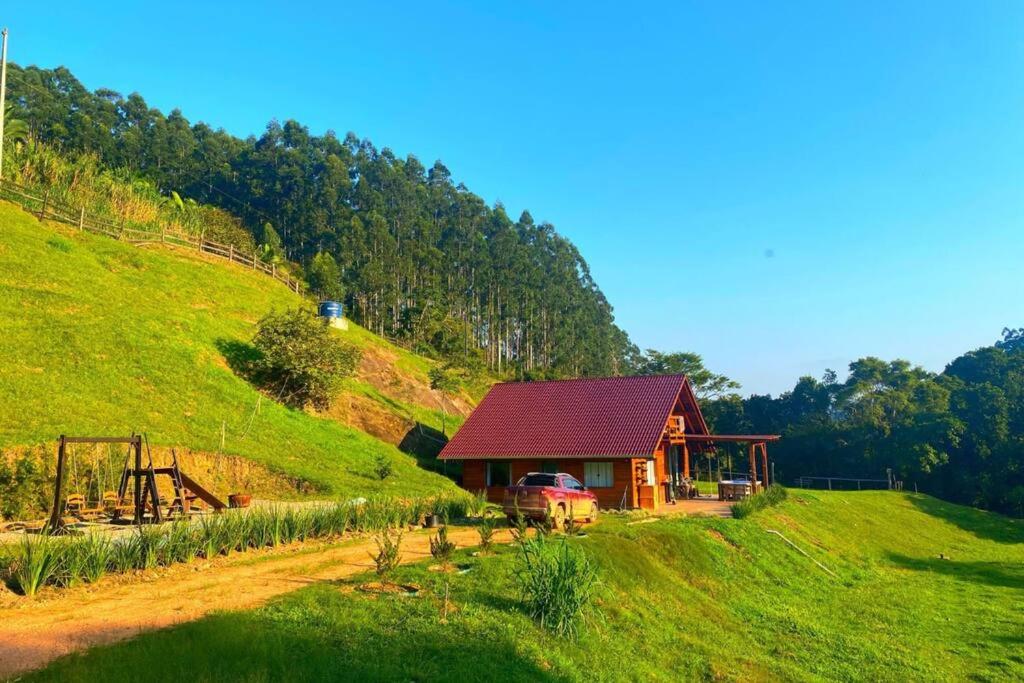 Refugio Vitoria - Cabana Privativa no Vale Europeu