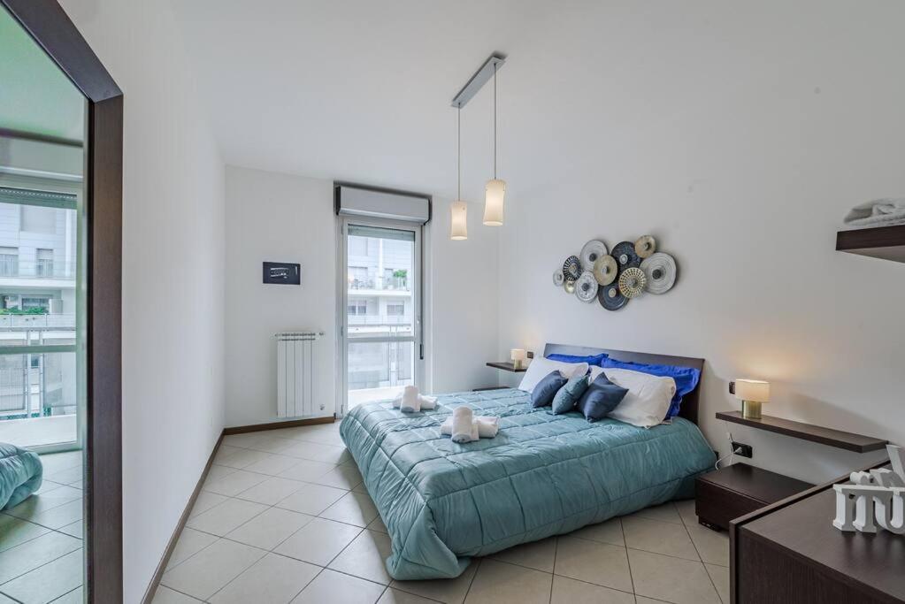Near Duomo - Free Parking -Terrace - Metro - AC