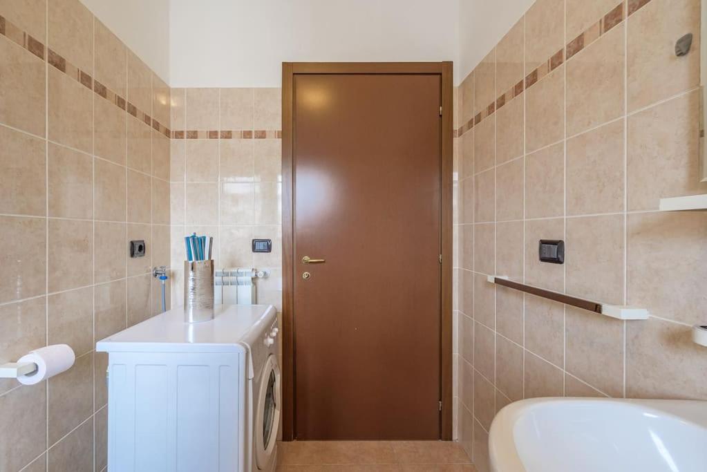 Near Duomo - Free Parking -Terrace - Metro - AC