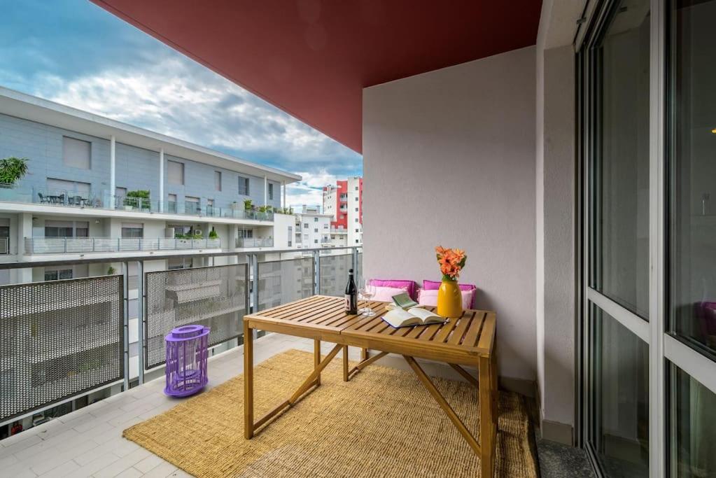 Near Duomo - Free Parking -Terrace - Metro - AC