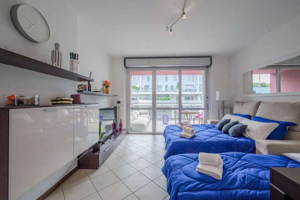 Near Duomo - Free Parking -Terrace - Metro - AC
