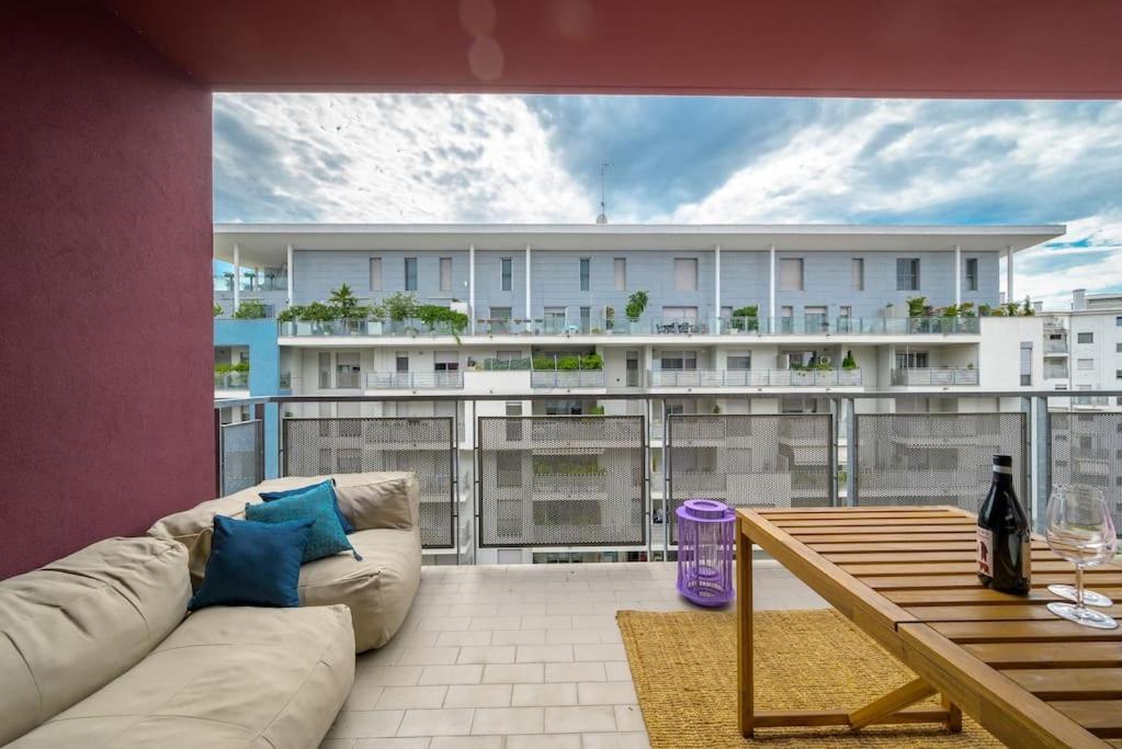 Near Duomo - Free Parking -Terrace - Metro - AC