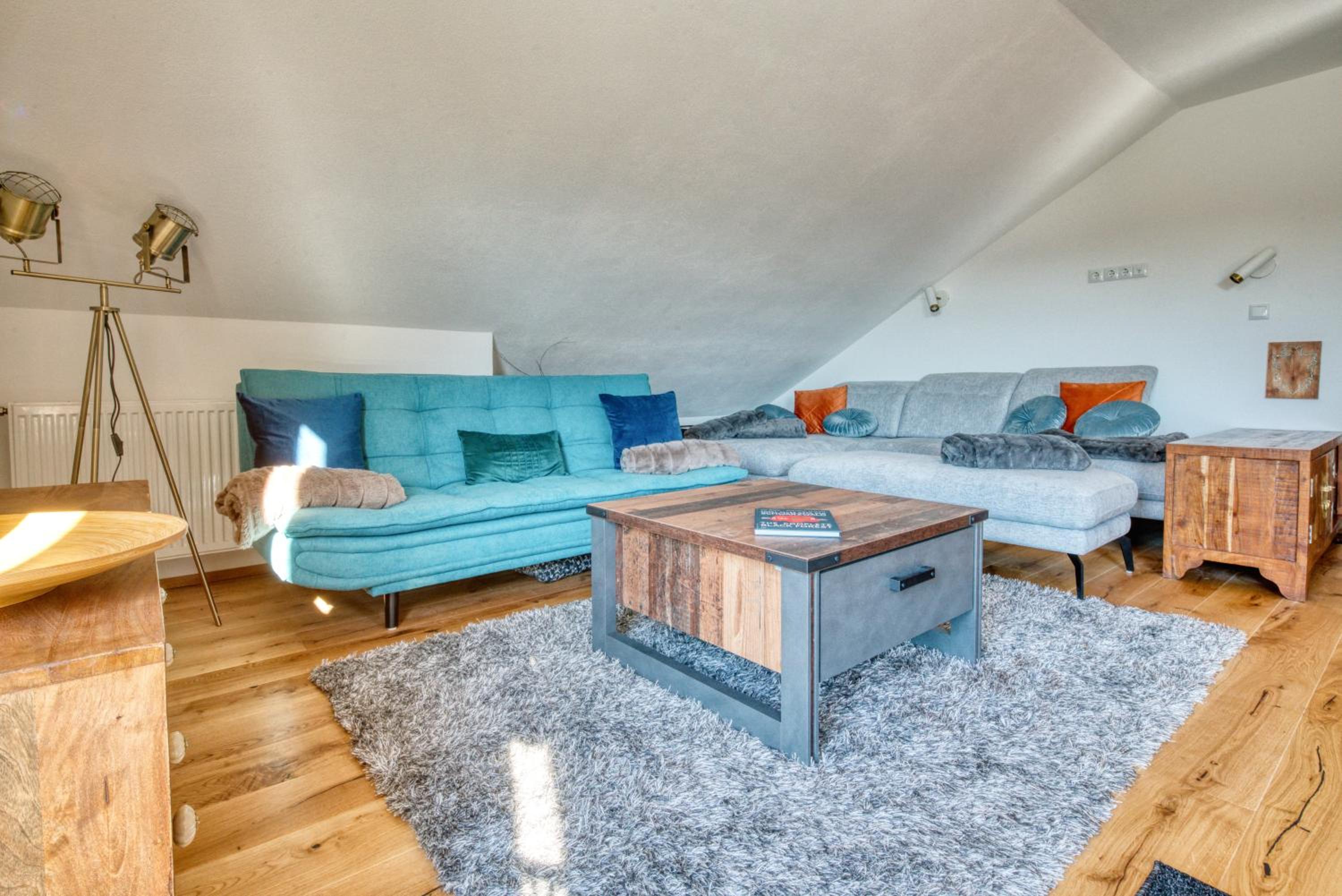Penthouse mit Aussicht über den Wald