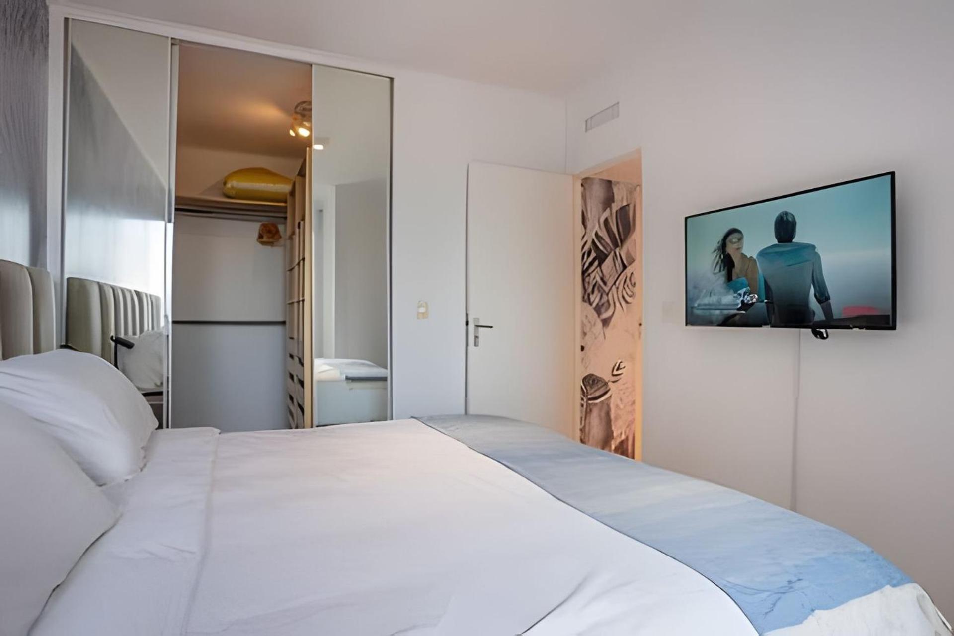Experience Exclusive Chic Palermo High End Tower