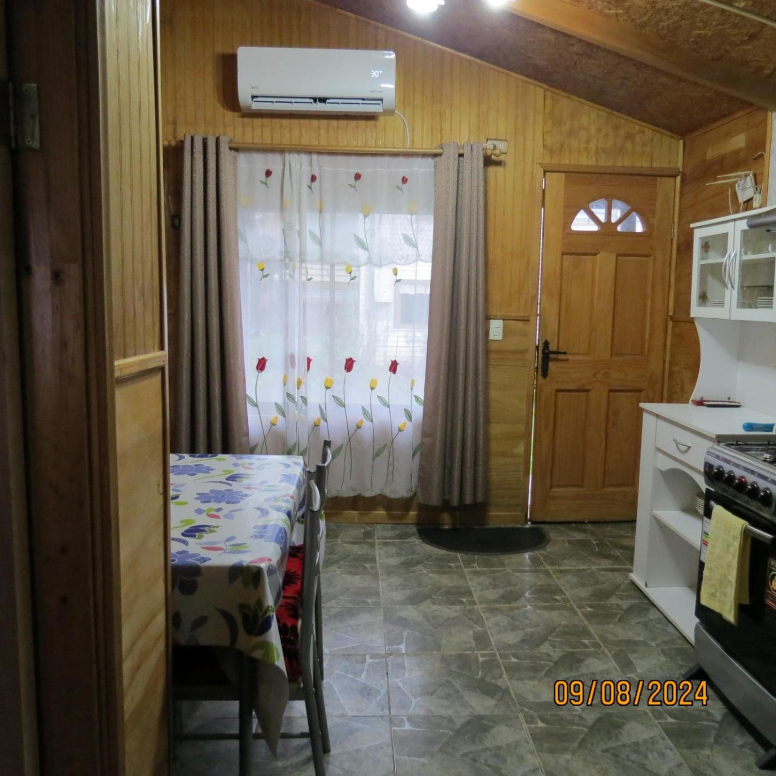 Hostal y Cabañas Ventisquero