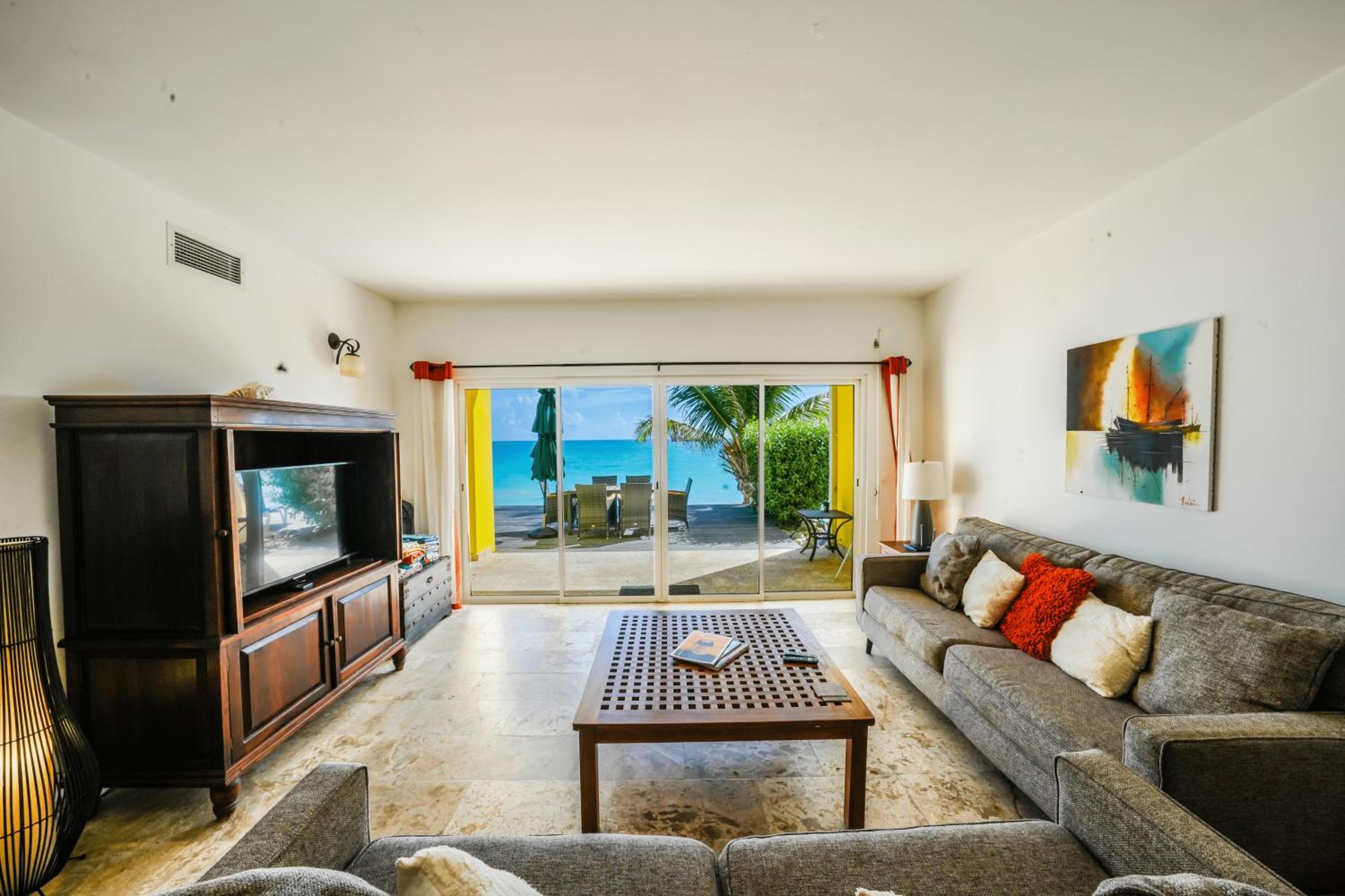Cocos Beachfront Heaven view 2