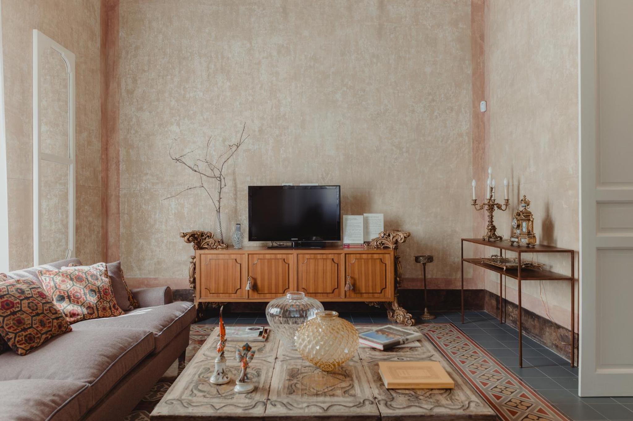 NUMEROUNO Arthouse